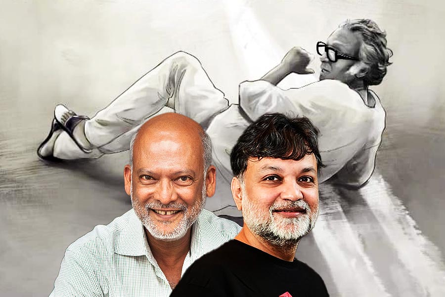 মৃণাল সেনের জীবনীচিত্র ‘পদাতিক’ নিয়ে সৃজিত মুখোপাধ্যায়ের ভাবনা: কুণাল সেনের সহায়তার গল্প