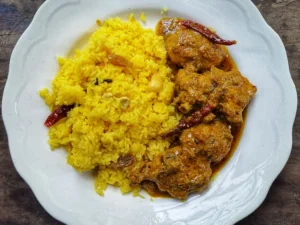 বাঙালি রান্নার সেরা কম্বো, বাসন্তী পোলাও আর কষা‌ মাংস... আজ দুপুরে হয়ে যাক?