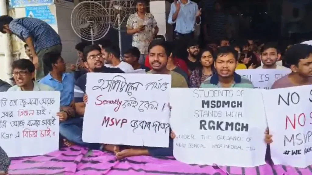 AIIMS সহ বাংলার ২টি হাসপাতালে শেষ হলো কর্মবিরতি, মুর্শিদাবাদ মেডিক্যালে পরিস্থিতি কিছুটা শান্ত