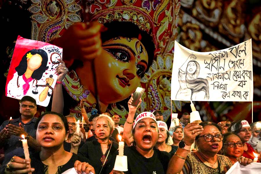 কলকাতার কিছু মেগাপুজোর পরিকল্পনা: 'উৎসব' নেই, বন্ধ সিঁদুরখেলা