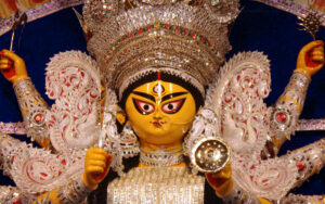 সরকারি বাসে পুজো ভ্রমণের বিশেষ আয়োজন: শহর থেকে গ্রাম পর্যন্ত পুজো দেখার সুযোগ