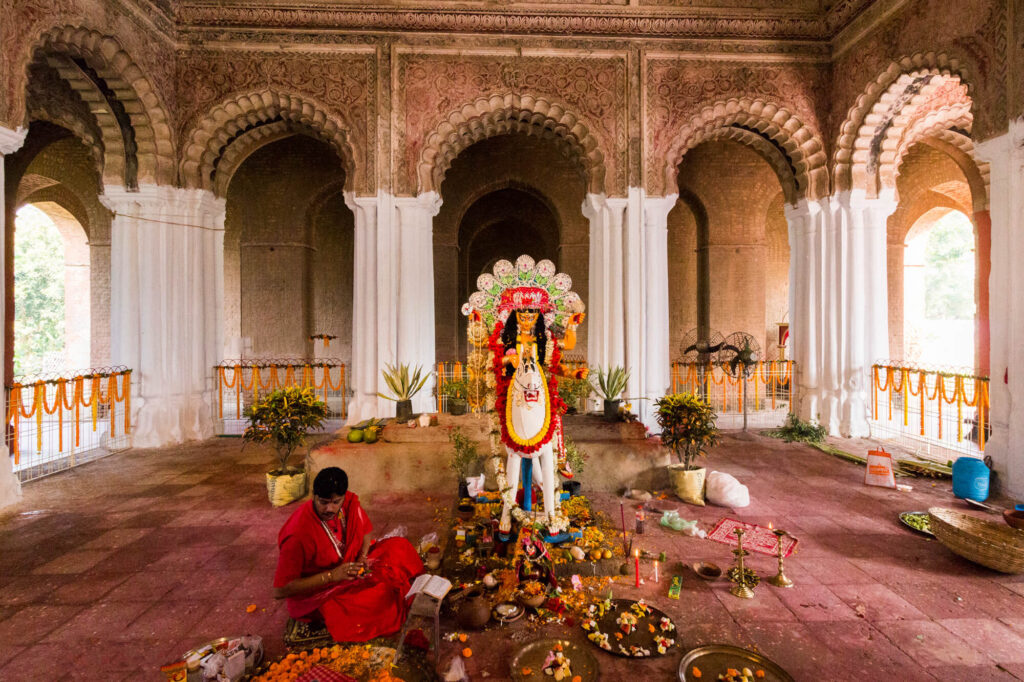 শতাব্দীপ্রাচীন কৃষ্ণনগর রাজবাড়ির জগদ্ধাত্রী পূজা: ইতিহাস ও ঐতিহ্যের মেলবন্ধন