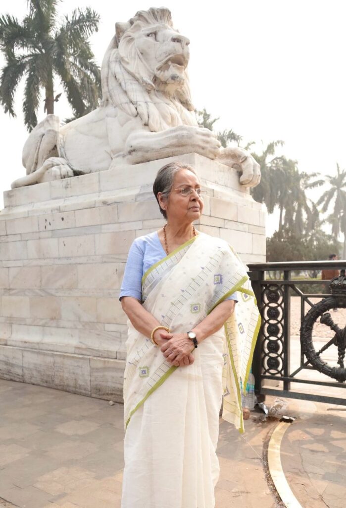 ২২ বছর পর বড় পর্দায় রাখী গুলজারের প্রত্যাবর্তন, কিশোর কুমারের গান গেয়ে মুগ্ধ করলেন ভিক্টোরিয়া মেমোরিয়ালে