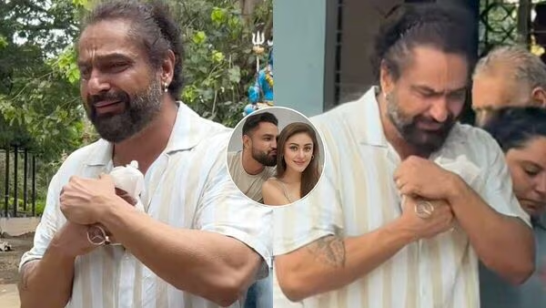 স্ত্রীর মৃত্যুতে বিধ্বস্ত পরাগ ত্যাগী, স্ত্রীর শেষ অস্থি বিসর্জন দিলেন আরব সাগরে