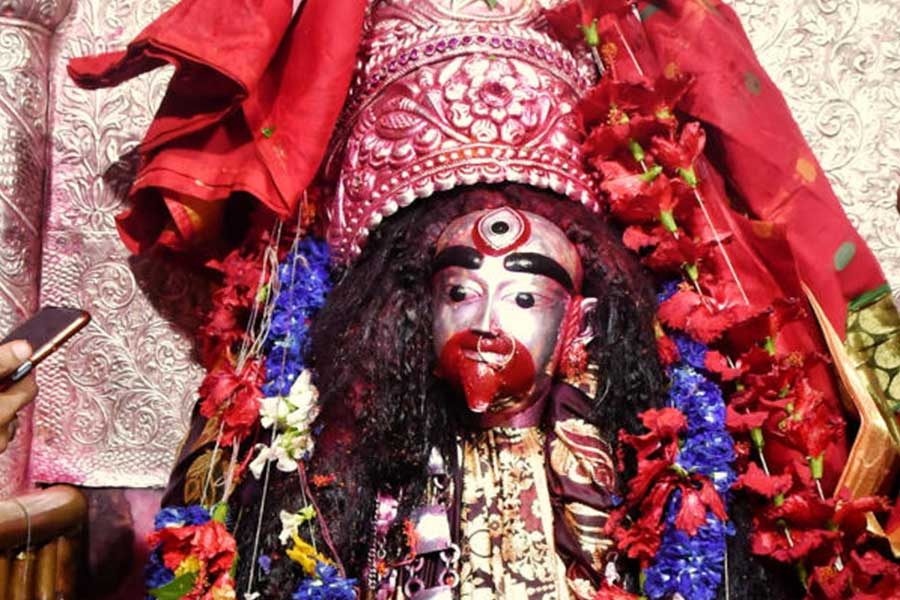 কৌশিকী অমাবস্যা ২০২৫: তারাপীঠে শেষ মুহূর্তের প্রস্তুতি, ভক্তদের ভিড় সামলাতে নজিরবিহীন নিরাপত্তা