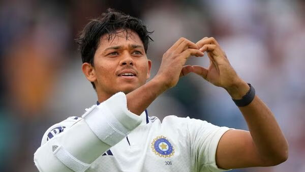 ওয়াশিংটন সুন্দরের অর্ধশতরান, ওভালে ইংল্যান্ডকে বিশাল টার্গেট দিল ভারত