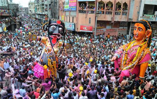 নাগপুরের এক বিশেষ উৎসব আজ অনুষ্ঠিত হচ্ছে, যার বয়স প্রায় ১৩৫ বছর। এই ঐতিহ্যবাহী উৎসবটির নাম মারবট।