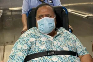 সাড়ে তিন বছর পর জেলমুক্ত পার্থ চট্টোপাধ্যায়, হাসপাতাল থেকে সরাসরি নাকতলার বাড়িতে ফেরত প্রাক্তন শিক্ষামন্ত্রী