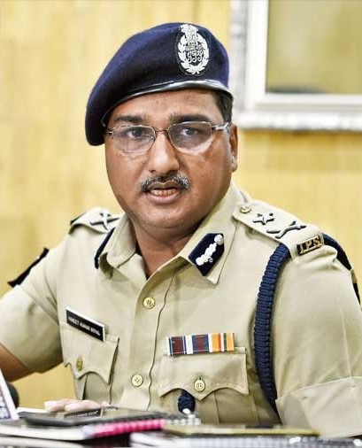 রাজ্য পুলিশের বড় রদবদল: ভারপ্রাপ্ত ডিজি পীযূষ পান্ডে, কলকাতা পুলিশ কমিশনার সুপ্রতিম সরকার | এসটিএফ-এ জাভেদ শামিম, আইন-শৃঙ্খলায় বিনীত গোয়েল