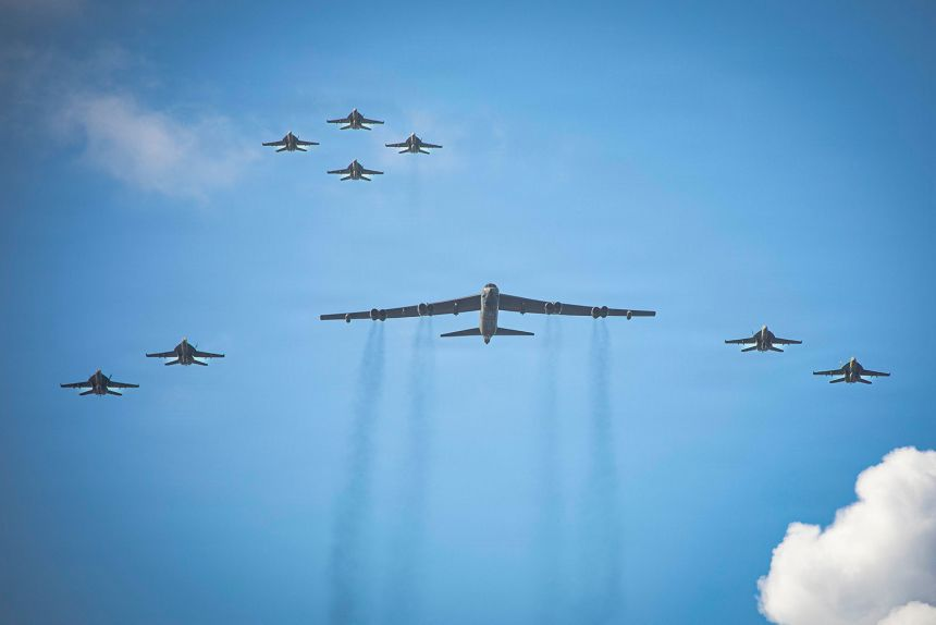 US Attacks Venezuela: মাদুরো বন্দির দাবিতে উত্তাল আন্তর্জাতিক রাজনীতি, আমেরিকার বড় ঘোষণা